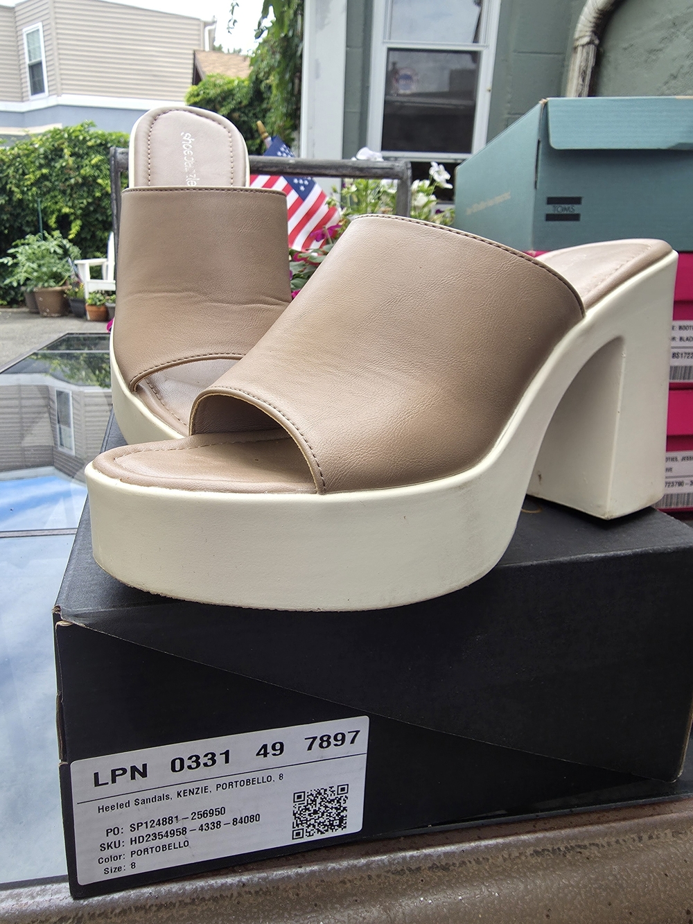 Kenzie Portobello Taupe Slide Platform Heels with Ivory Sole